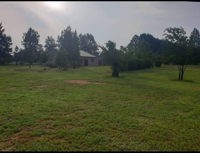2HA SMALLHOLDING FOR SALE IN VAN DER MERWES KROON